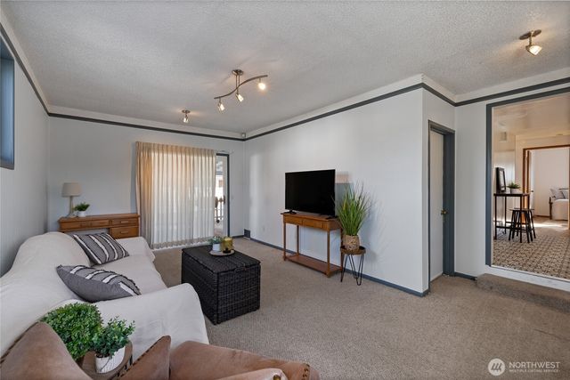 5001 S Cushman Avenue, Tacoma, WA 98408