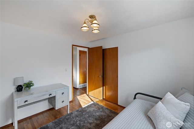 5001 S Cushman Avenue, Tacoma, WA 98408