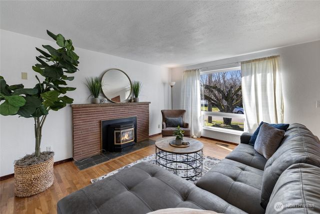 5001 S Cushman Avenue, Tacoma, WA 98408