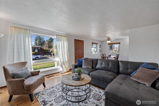 5001 S Cushman Avenue, Tacoma, WA 98408