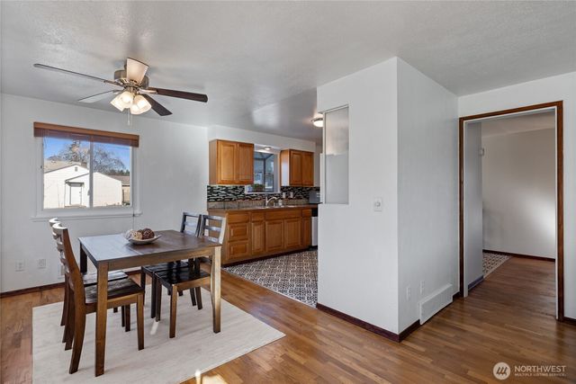 5001 S Cushman Avenue, Tacoma, WA 98408