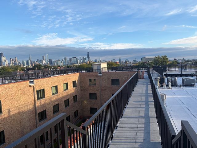 2100 N Racine Avenue 2J, Chicago, IL 60614