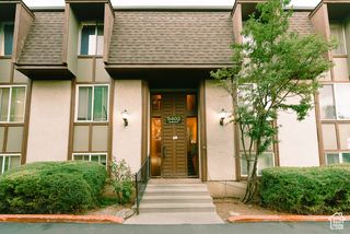 5402 S WILLOW LN #F, Murray, UT 84107