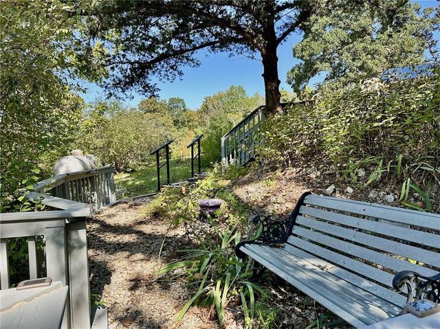 73525 E Leisure Lake Drive, Trenton, MO 64683