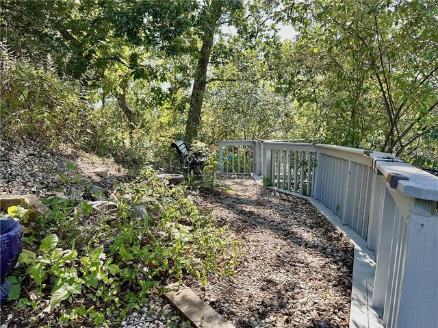 73525 E Leisure Lake Drive, Trenton, MO 64683