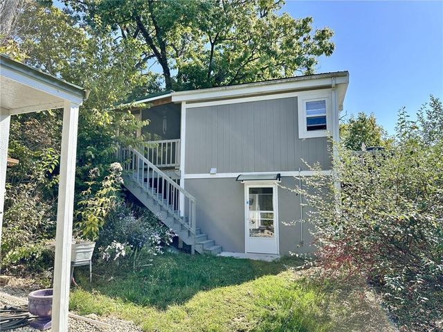 73525 E Leisure Lake Drive, Trenton, MO 64683