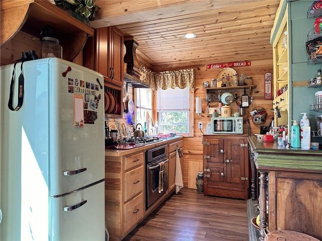 73525 E Leisure Lake Drive, Trenton, MO 64683