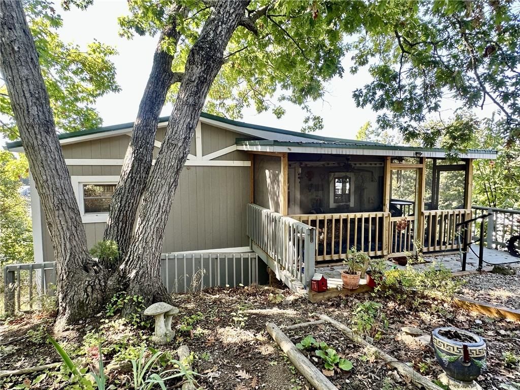 73525 E Leisure Lake Drive, Trenton, MO 64683