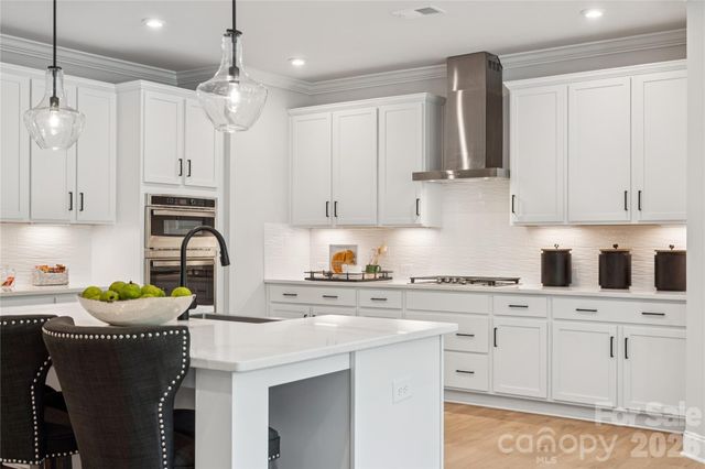 411 Alameda Way, Matthews, NC 28104