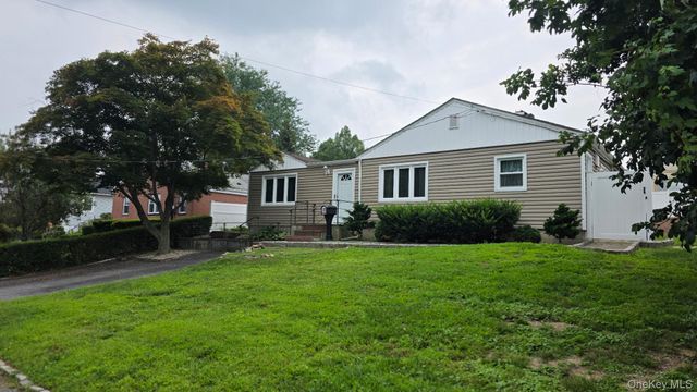 28 Roundhill Drive, Yonkers, NY 10710