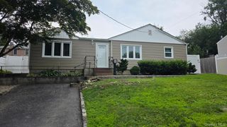 28 Roundhill Drive, Yonkers, NY 10710