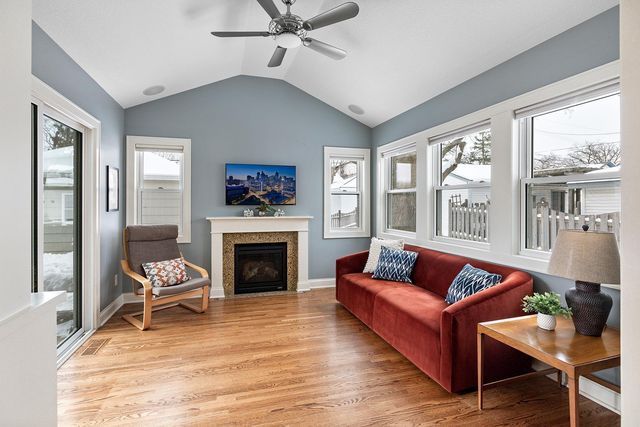 5137 Vincent Avenue S, Minneapolis, MN 55410