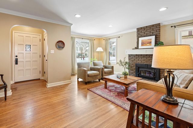 5137 Vincent Avenue S, Minneapolis, MN 55410