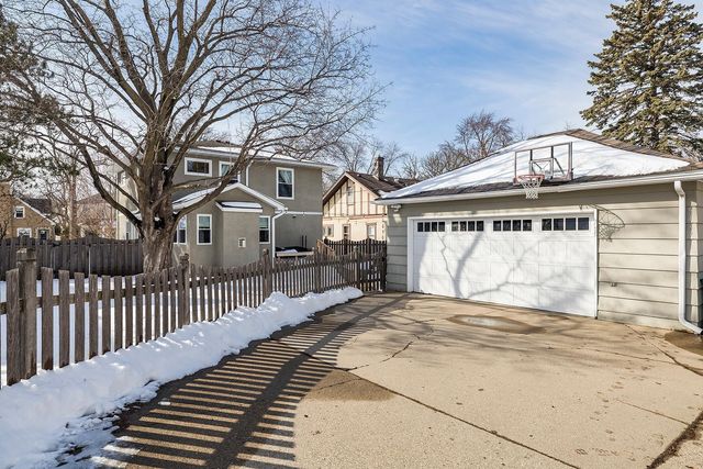 5137 Vincent Avenue S, Minneapolis, MN 55410