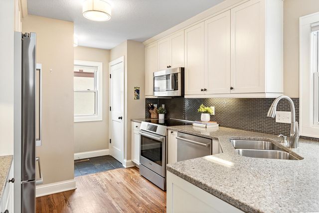 5137 Vincent Avenue S, Minneapolis, MN 55410