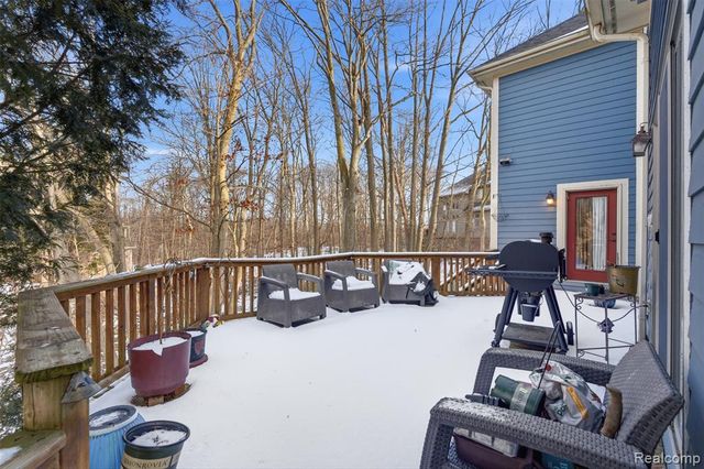 28690 Wintergreen Court, Farmington Hills, MI 48331