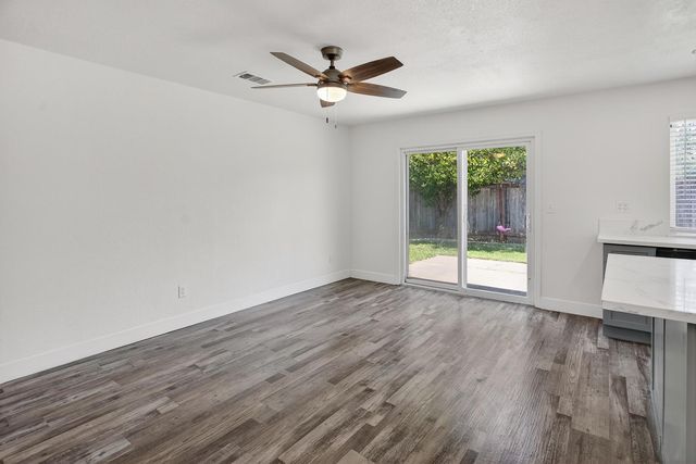 6817 Sandrock, Sacramento, CA 95828