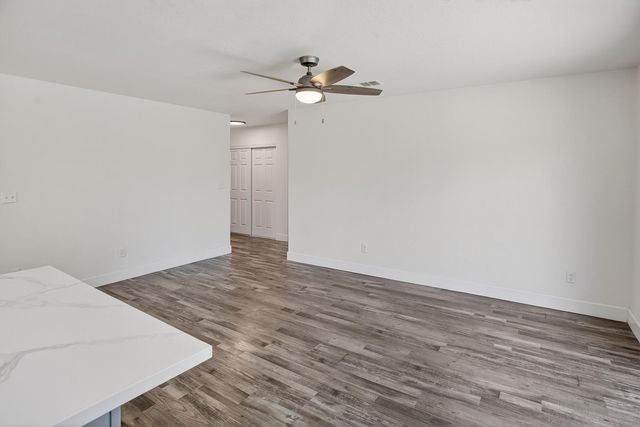6817 Sandrock, Sacramento, CA 95828