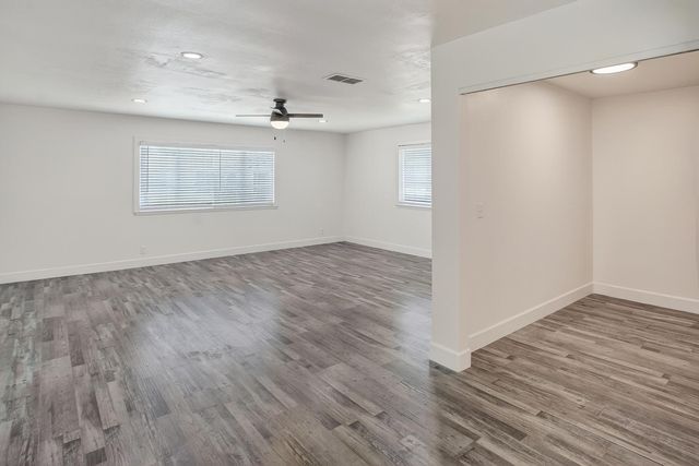 6817 Sandrock, Sacramento, CA 95828
