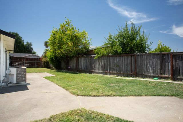 6817 Sandrock, Sacramento, CA 95828