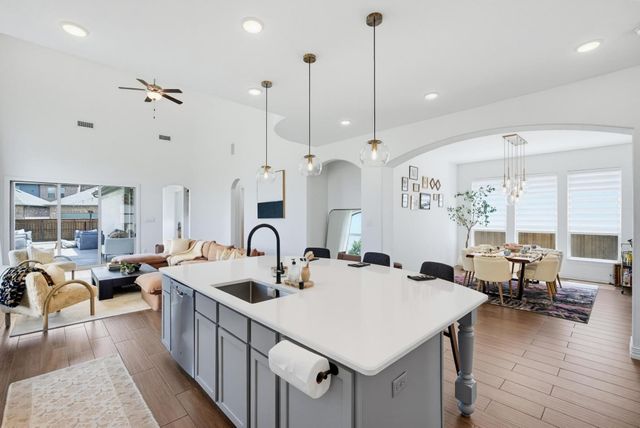 1205 Shady Fox Way, Arlington, TX 76005
