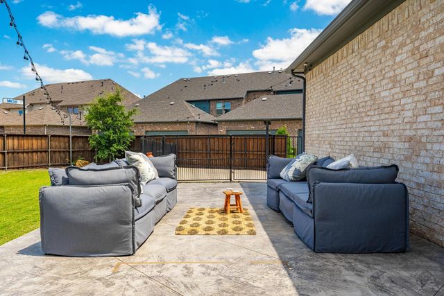 1205 Shady Fox Way, Arlington, TX 76005