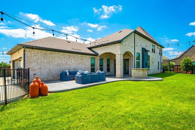 1205 Shady Fox Way, Arlington, TX 76005