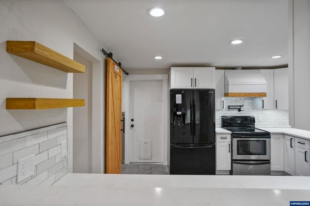 4835 Driftwood Ct NE, Salem, OR 97305