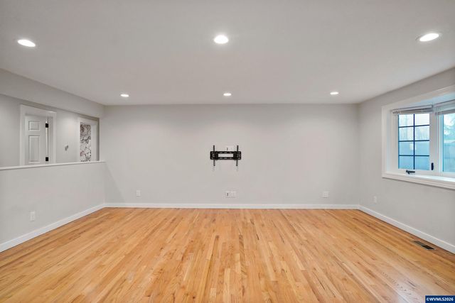 4835 Driftwood Ct NE, Salem, OR 97305