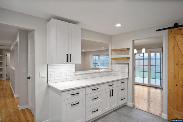 4835 Driftwood Ct NE, Salem, OR 97305