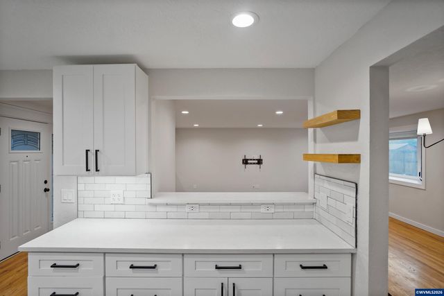 4835 Driftwood Ct NE, Salem, OR 97305