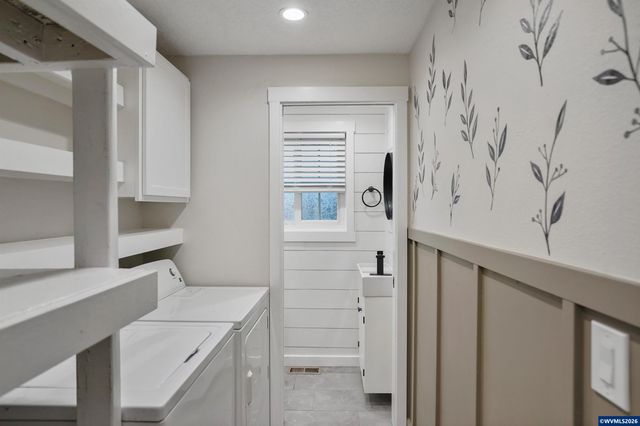 4835 Driftwood Ct NE, Salem, OR 97305