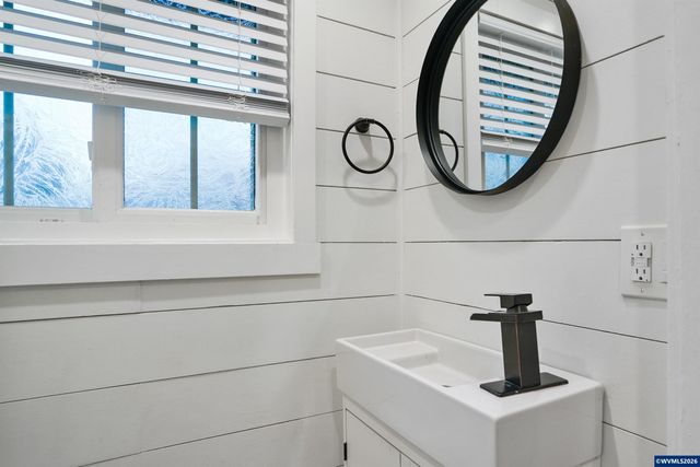 4835 Driftwood Ct NE, Salem, OR 97305