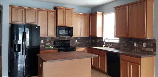 1115 FENNEL GREEN DRIVE, Seffner, FL 33584