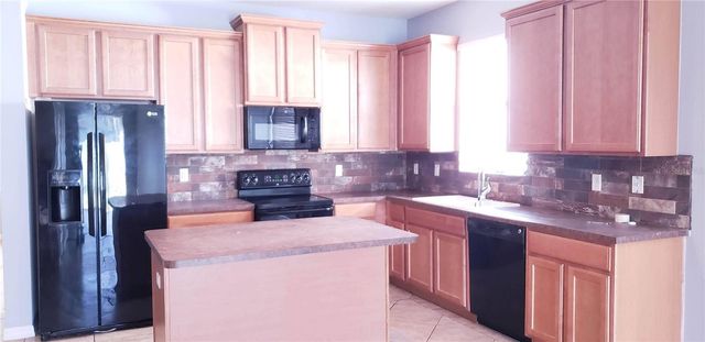 1115 FENNEL GREEN DRIVE, Seffner, FL 33584