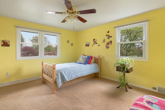 490 TYROLIAN DRIVE, Green Bay, WI 54302