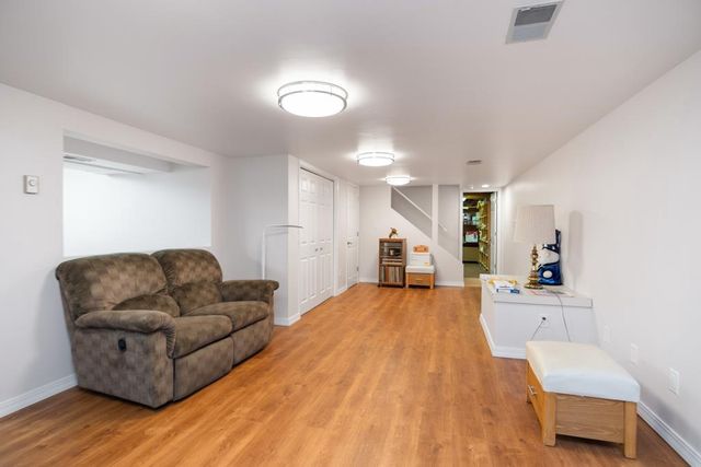 490 TYROLIAN DRIVE, Green Bay, WI 54302