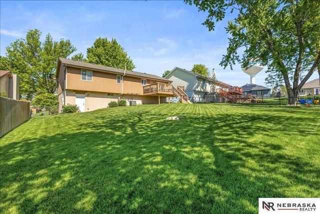 12109 N 158th Street, Bennington, NE 68007
