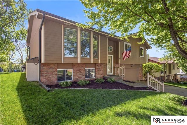 12109 N 158th Street, Bennington, NE 68007