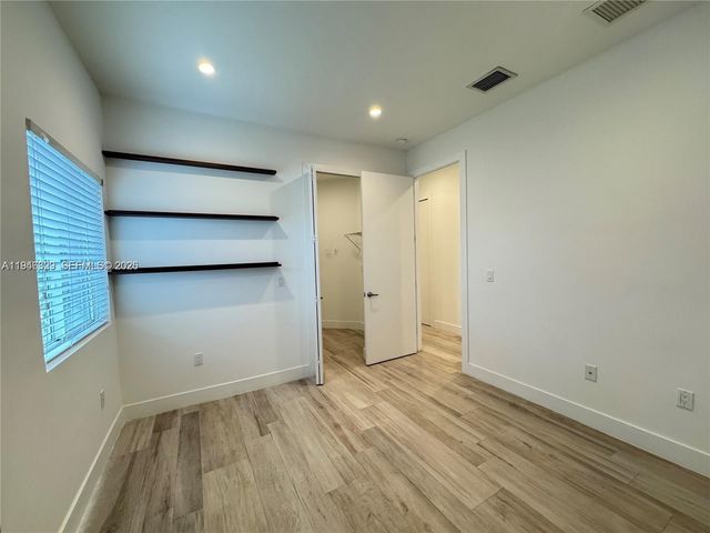 2933 SW 27th Ter, Miami, FL 33133