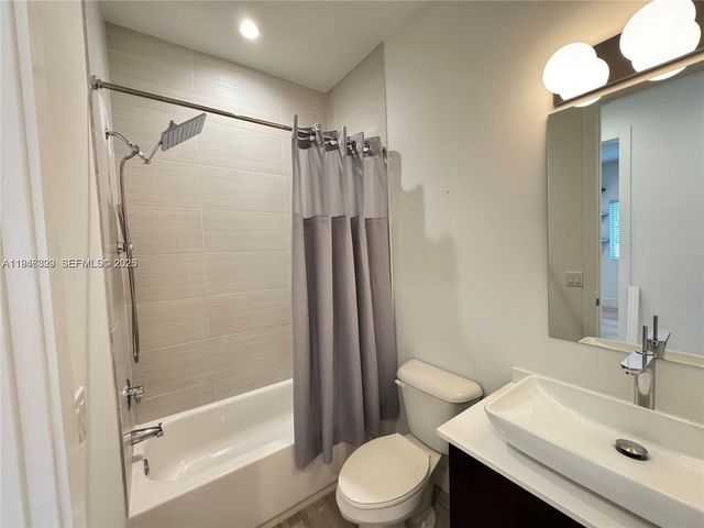 2933 SW 27th Ter, Miami, FL 33133