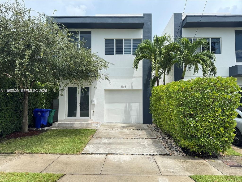 2933 SW 27th Ter, Miami, FL 33133