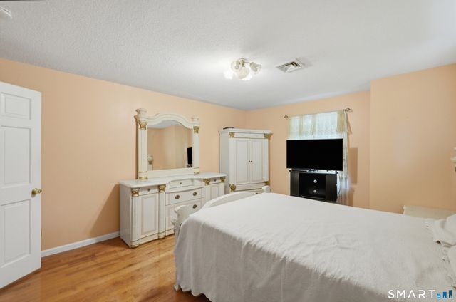 53 Quarry Lane, Meriden, CT 06451
