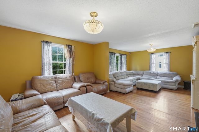 53 Quarry Lane, Meriden, CT 06451