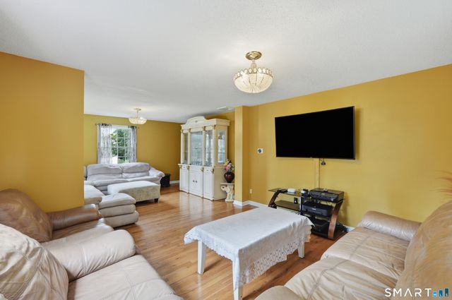 53 Quarry Lane, Meriden, CT 06451
