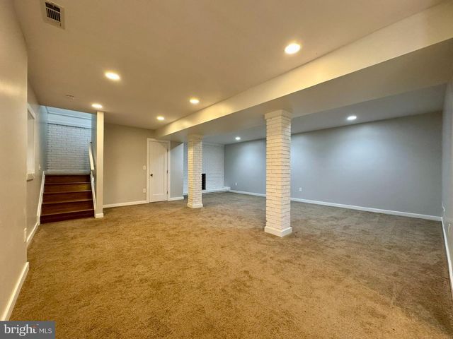 9813 MOYER RD, Damascus, MD 20872