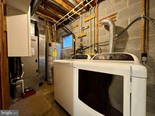 9813 MOYER RD, Damascus, MD 20872