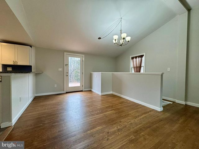 9813 MOYER RD, Damascus, MD 20872