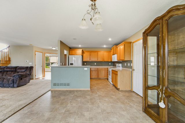 2701 13th Street SW, Altoona, IA 50009