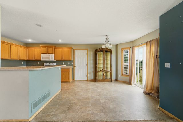 2701 13th Street SW, Altoona, IA 50009